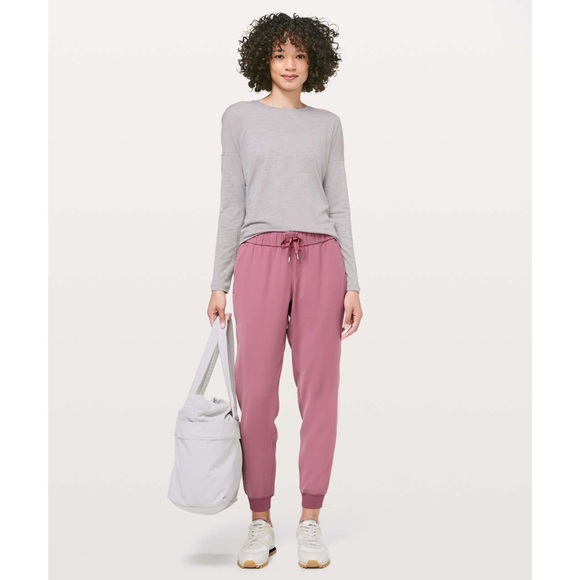Lululemon On The Fly Jogger Pants Misty Merlot - Picture 16 of 16